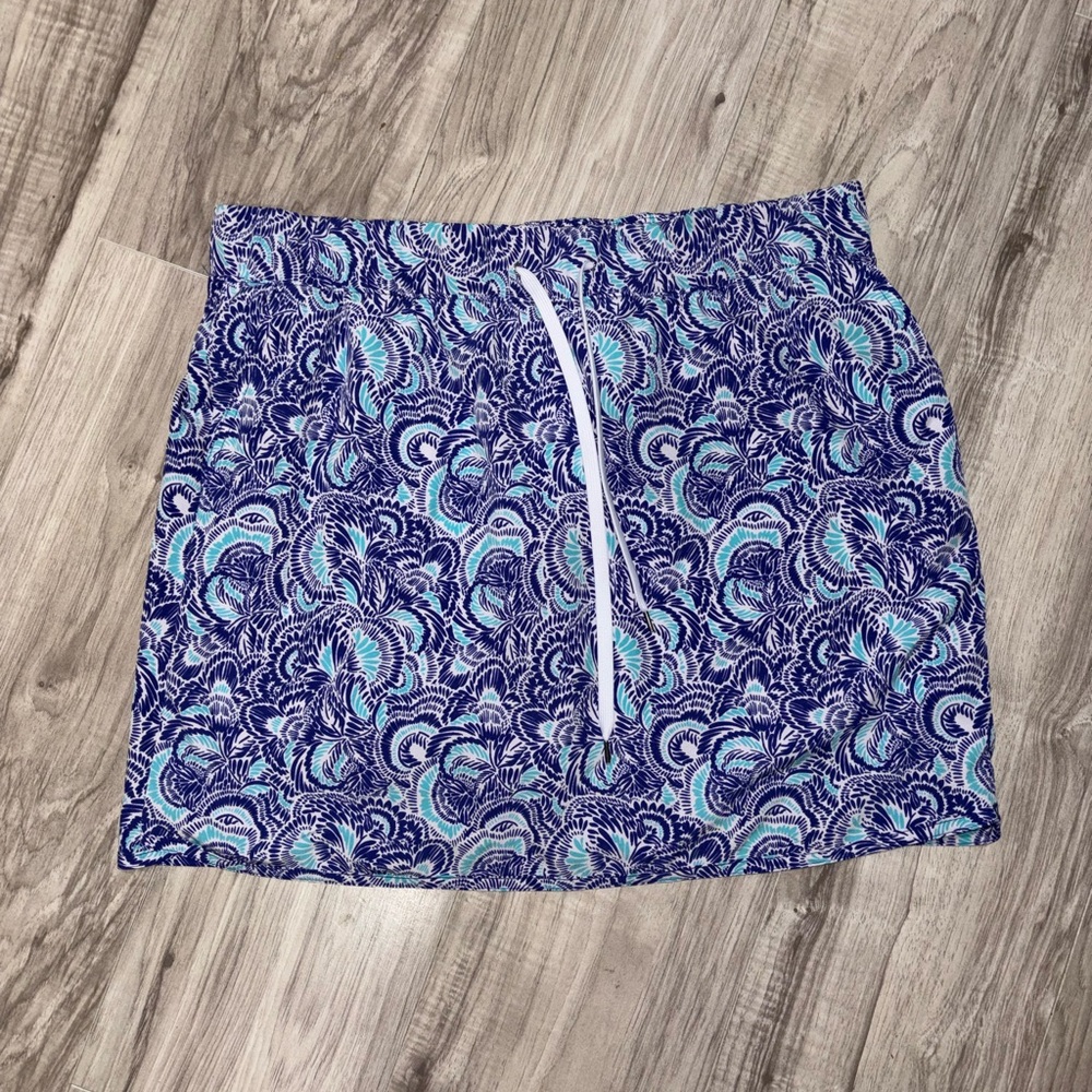 Izod Blue and White Skorts